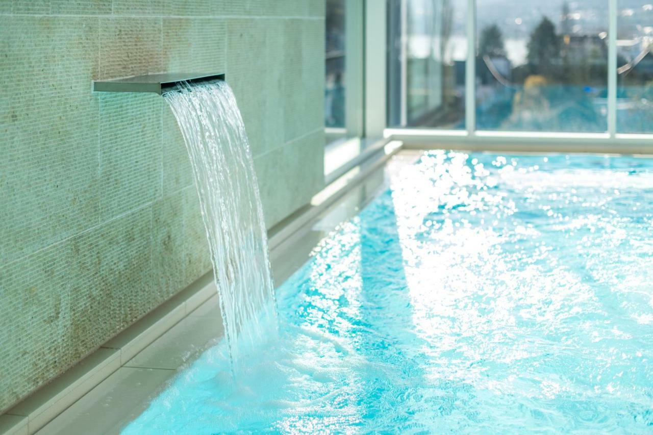Faehrhaus Koblenz Hotel Exterior photo A water cascade