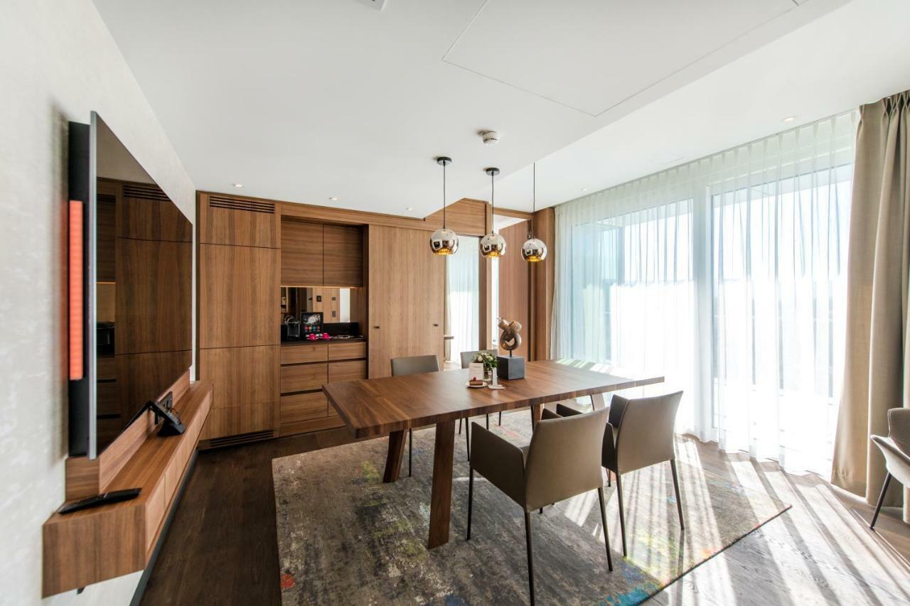 Faehrhaus Koblenz Hotel Exterior photo Dining room